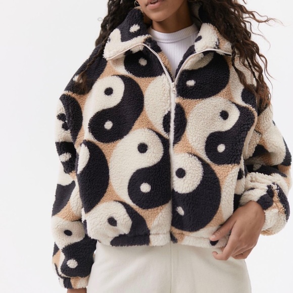Urban Outfitters Yin Yang Sherpa Jacket - Picture 3 of 8